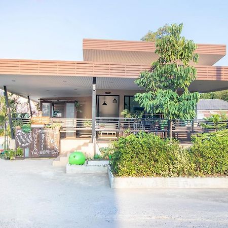 Oyo 798 Reurn Mareena Resort Nakhonratchasima Zewnętrze zdjęcie