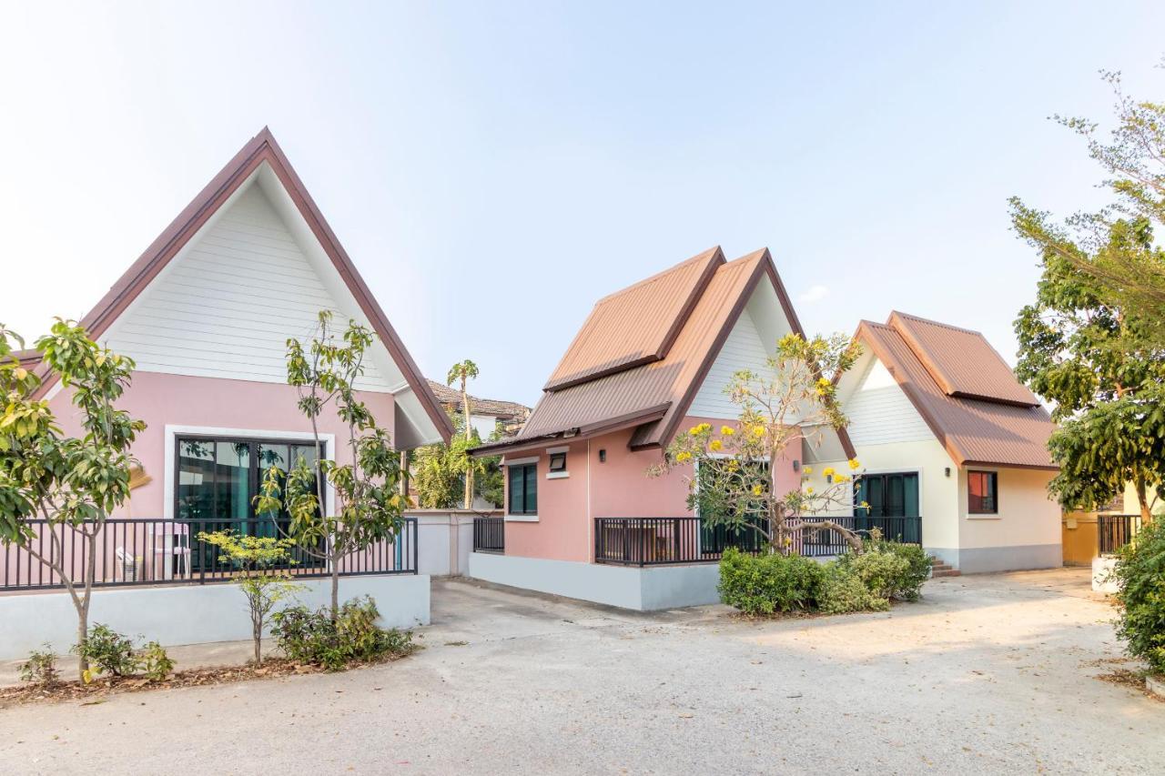 Oyo 798 Reurn Mareena Resort Nakhonratchasima Zewnętrze zdjęcie